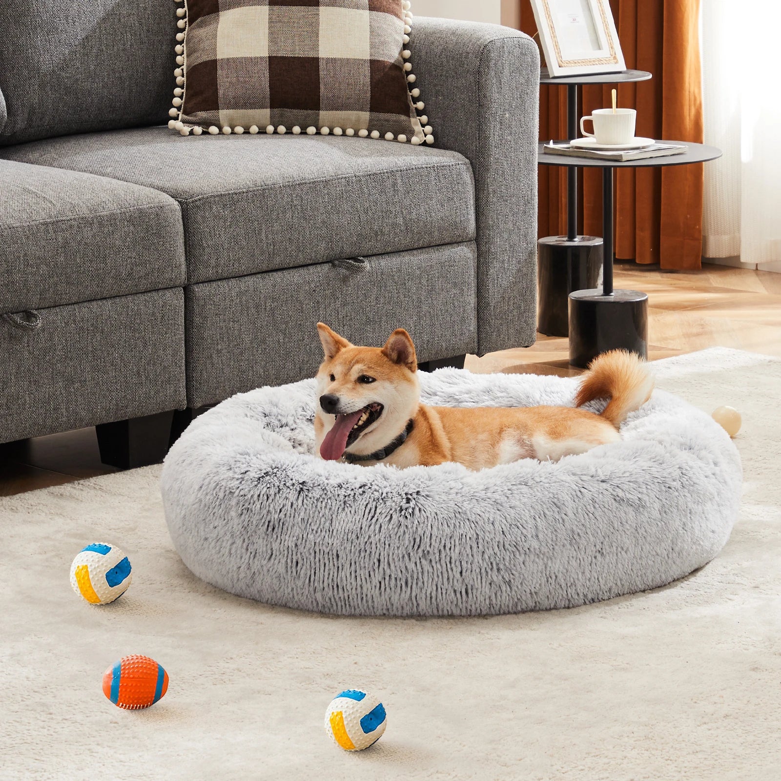 Washable Large Pet Bed Anti-Slip Fluffy Dog Bed For Home
